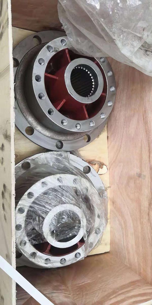 防止平地机配件油液污染