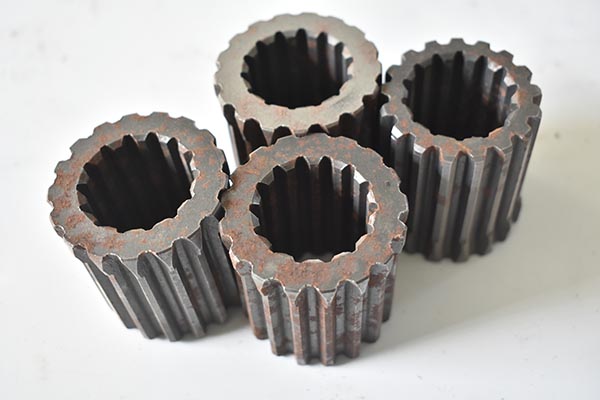 压路机振动系统故障